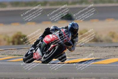 media/Oct-08-2022-SoCal Trackdays (Sat) [[1fc3beec89]]/Turn 14 (1050am)/